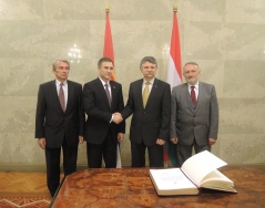 9. oktobar 2013. Predsednik Narodne skupštine sastao se sa predsednikom Mađarskog parlamenta